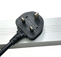 PDU 1U 19 pouces pour montage en rack, 8 prises UK 13A, unité de distribution d'alimentation avec barre de cuivre intégrée, disponible en version OEM