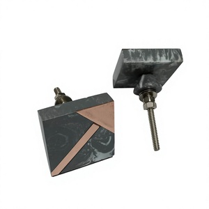 Boutons de tiroir en résine et métal à motif marbre de haute qualité pour chambre, salon, salle de bain, bar à domicile, armoire de rangement - Product Image 1