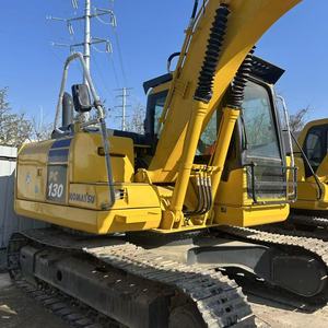 Excavadora de Orugas Komatsu PC130 Usada de 13 Toneladas, Original de Japón, en Buenas Condiciones - Product Image 1