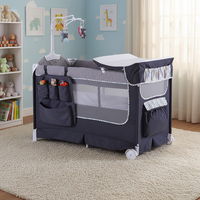 Lit de voyage pour bébé en fer avec table à langer et barre à jouets, idéal pour hôtel, chambre ou salon – Offre spéciale