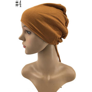 Offre Spéciale nouvelle mode Top qualité femmes musulmanes sous-écharpe Premium extensible coton Jersey <span class=keywords><strong>Bonnet</strong></span> Hijab casquettes avec Satin doublé - Product Image 5