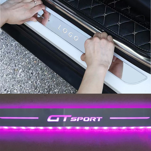 Iluminación LED para Interior de coche personalizada, proyector de logotipo en movimiento, lámpara de alféizar de puerta, placa de bienvenida, Protector DE LUZ DE Pedal para puertas de coche - Product Image 6