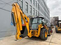 Chargeuse-pelleteuse sur pneus Caterpillar Cat420F/420E d'occasion, modèle 2023, 7 tonnes, 4x4, avec moteur et pompe 8500W