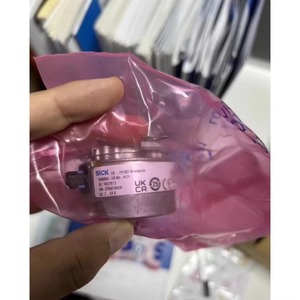 SRM50-HFA0-K21 1PCS NOUVEAUX encodeurs SICK - Product Image 1