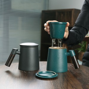 <span class=keywords><strong>Tasse</strong></span> <span class=keywords><strong>à</strong></span> <span class=keywords><strong>Infuseur</strong></span> <span class=keywords><strong>à</strong></span> Thé en Céramique MSH 400ml avec Filtre Logo Gravé <span class=keywords><strong>pour</strong></span> Cadeaux d'Entreprise - Product Image 1