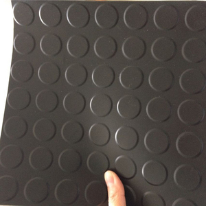 Revêtement de sol en <span class=keywords><strong>caoutchouc</strong></span> antidérapant <span class=keywords><strong>Tapis</strong></span> de sol de bus avec service de découpe Longueur personnalisable Épaisseur 3-6 mm - Product Image 1