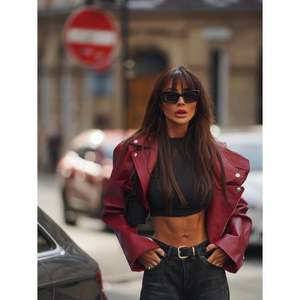 Blouson Bomber Femme Personnalisé en Cuir de Vachette 2026 Manches Longues Coupe-Vent Style Clubwear Automne - Product Image 3