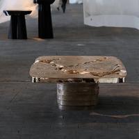 Table à thé carrée de luxe en cuivre pur, salon, table d'appoint de luxe pour hôtel, design unique doré, table à thé pour la maison