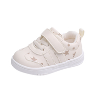 Baskets pour bébés et petites filles avec fermeture Velcro, semelles souples et design antidérapant, parfaites pour un usage quotidien.