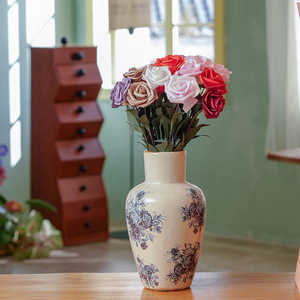 Rose artificielle en PE faite à la main, petite fleur à bord frisé pour la maison, les mariages, la fête des Mères, Pâques, Noël, le Nouvel An, Halloween - Product Image 2