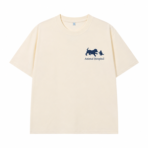 T-shirt personnalisé brodé pour hôpital vétérinaire avec logo silhouette chien et chat pour uniforme et cadeau du personnel des soins aux animaux - Product Image 3