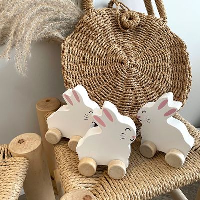 New wholesales educational wooden toys cute rabbit shape wooden toy car with wheels for kids gift