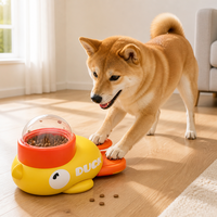 Gamelle de voyage en plastique en forme de canard, jouet interactif pour chiens et chats, portable pour l'extérieur, vente en gros OEM