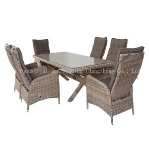 Juego de Comedor de Lujo para Exteriores con Estructura de Ratán y Aluminio, Cubierta de Vidrio, 6 Plazas, Muebles de Jardín Contemporáneos - Product Image 3