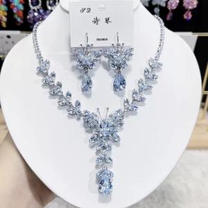 Ensemble de colliers de luxe en zircon à la mode et tendance, ensemble de bijoux pour mariage et banquet, bijoux pour femmes à la mode en gros - Product Image 2