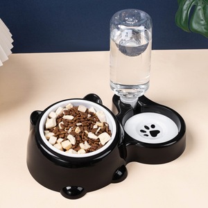 Bol double pour chat avec remplissage automatique d'eau, station d'alimentation 2 en 1 pour animaux de compagnie, forme arrondie, petit ours en plastique - Product Image 1