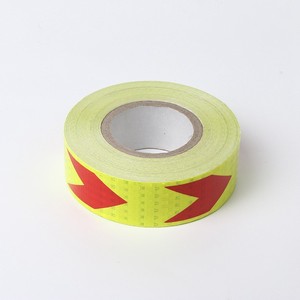 Ruban adhésif acrylique réfléchissant en PVC haute visibilité, imperméable et épaissi pour le contrôle du trafic, la construction routière et la sécurité - Product Image 6