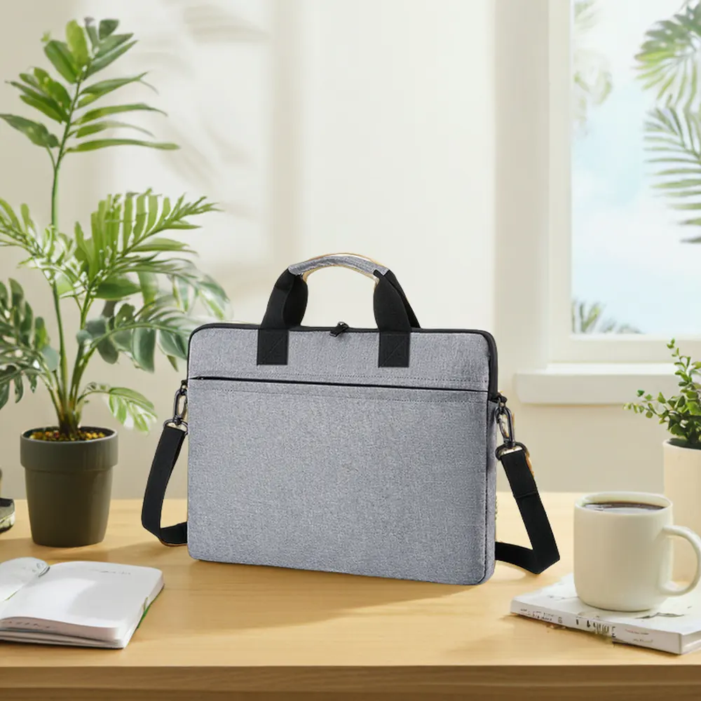 Leichte 15,6-Zoll-PC-Laptoptasche zum Fabrik preis Tragbare Büro-Außen hülle für Frauen Stilvolle und langlebige Laptop-Abdeckungen
