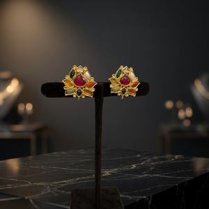 Boucles d'oreilles tendance vintage pour femme, motif fleur de lotus Navratna, serties de pierres naturelles, en or rose, style clou, pendantes ou créoles, bijoux hindous - Product Image 3