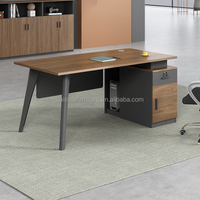 Bureau de travail en bois en forme de L moderne et personnalisé avec tiroir de rangement, fonctionnalités réglables, personnalisation du logo