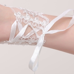 White Ivory Red Short Wedding <strong>Gloves</strong> Wrist Length <strong>Fingerless</strong> Lace Appliques Sequins Bridal <strong>Gloves</strong> - Product Image 2