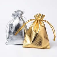 Pochette Cadeau Personnalisée de Luxe en Velours Doré Recyclable avec Cordon, pour Bijoux, Bonbons, Mariages et Fêtes, Logo Sérigraphié, MOQ 75 Pièces