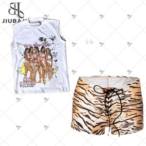 <span class=keywords><strong>Stile</strong></span> retrò americano <span class=keywords><strong>stile</strong></span> <span class=keywords><strong>Streetwear</strong></span> <span class=keywords><strong>donna</strong></span> stampa O collo Top senza maniche + Shorts Jeans con stampa animalier set due pezzi - Product Image 3