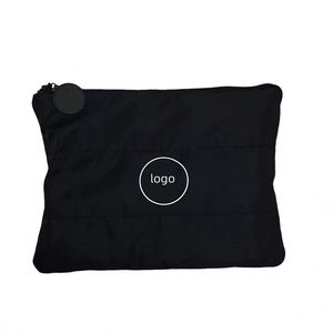 Bolso de Mano Portátil de Alta Calidad con Gran Capacidad, Cierre de Cremallera, Logotipo Personalizado, Estampado C Pequeño, Bolsa de Cosméticos para Monedas - Product Image 3