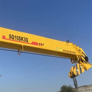 Grúa Manipuladora Montada en Camión HOWO 10T, Nueva SQ10SK3Q con Componente de Motor Principal, Altura de Elevación de 13 m y Alto Momento de Carga - Product Image 2