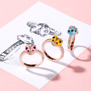 Anello a Forma di Coccinella di Colore Rosa, Design Creativo per Donne - Product Image 6