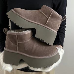 High Quality 2026 Wool Snow Boots Designer Original <b>Men</b> and Women Walking Style Cotton Lined UGGs with Thick <b>Soles</b> <b>Shoes</b> - Product Image 3