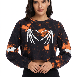 Sudadera Corta para Mujer con Estampado de Corazón de Esqueleto Tie Dye, Color Naranja y Negro, Estilo Gótico, Lavado Ácido, Ropa de Halloween, Venta al Por Mayor Personalizada - Product Image 3