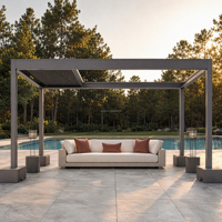 Pergola à lames orientables naturelles en promotion pour couverture de patio