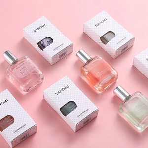 Parfum portable <span class=keywords><strong>de</strong></span> petite capacité, frais et longue durée, exclusivement pour femmes, vente en gros - Product Image 1