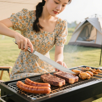 Ensemble de 4 outils de barbecue en acier inoxydable avec fourchette, couteau, pince et spatule à long manche - Durable, antiadhésif, minimaliste et portable