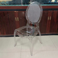 Nouvelle conception 2026 – Magnifique chaise de fête d'extérieur empilable en acrylique, chaise de mariage transparente de luxe de style européen, chaise trône transparente