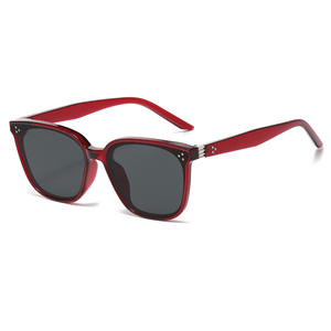 Gafas de sol Gm unisex con montura cuadrada, lentes grises de PC con protección UV400, tipo 3, con remaches de puntos J4 6368 - Product Image 2