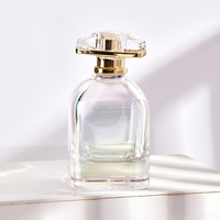 Vente en gros de flacons de parfum carrés vides de 50 ml, flacon pulvérisateur en verre rectangulaire pour l'emballage de parfum
