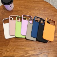 Coque en silicone liquide magnétique ultra-fine pour iPhone 17 18 avec boutons en métal, intérieur en microfibre anti-rayures pour accessoires MagSafe
