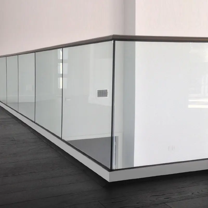 Moderne Trapleuning Buiten Frameloze Glazen Balustrade Glazen Trapleuning Glazen Dekrailing