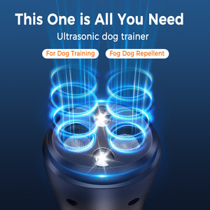 Repelente ultrasónico para perros QGQ de doble cabezal, recargable, portátil, con control de ladridos e indicador LED. - Product Image 2