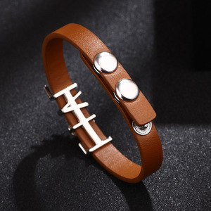 Bracelet à breloques en forme de lettre d'amour, en cuir PU et alliage, bijoux pour femmes, cadeau, couleur orange café - Product Image 4