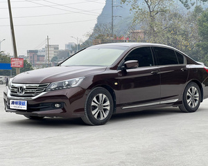 <span class=keywords><strong>Honda</strong></span> <span class=keywords><strong>Accord</strong></span> 2014 Usado, 2.0L Clásico, Sedán Mediano, Volante a la Izquierda, Automático, Cuero Oscuro, Espacioso, Cómodo, Eficiente en Combustible, Duradero, Familiar - Product Image 2