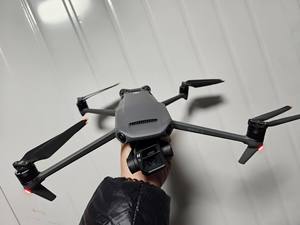 DJIS Mavic 3 d'occasion, 46 minutes d'autonomie de vol, caméra professionnelle Hasselblad 5.1K 20MP avec télécommande - Product Image 2