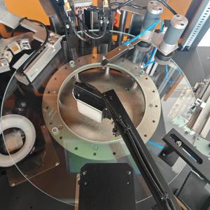 Máquina de Inspección Óptica JDH con Cámara BASLER 4-CCD y Disco de Vidrio para Clasificación Inteligente de Nueces, Detección Visual de 0.01mm - Product Image 4