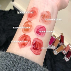 Gloss à lèvres vegan Crimson Dream à effet miroir changeant de couleur, imperméable, non collant, repulpant, gloss à lèvres effet eau - Product Image 3