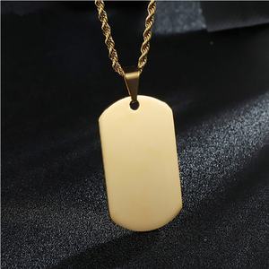 Collier pendentif en acier inoxydable avec gravure au laser, chaîne torsadée, bijoux tendance, nouveau modèle 2025 pour les amoureux - Product Image 3