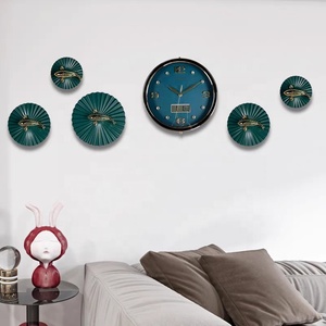 Accesorios de arte para decoración del hogar, piezas de lujo de estilo nórdico moderno, reloj de pared decorativo de concha de Metal - Product Image 1