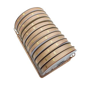 Luxe 3D-geëmbossed merk grosgrain lintrol met gouden folie logo, 13 kleuren, 100% polyester, milieuvriendelijk, voor cadeauverpakkingen en taartdecoratie - Product Image 3