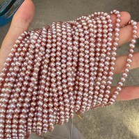 Perles d'eau douce naturelles, roses-violettes, lisses, presque parfaites, sans noyaux, en forme de pomme de terre, 4,5-5 mm, 76 perles, environ 37 cm